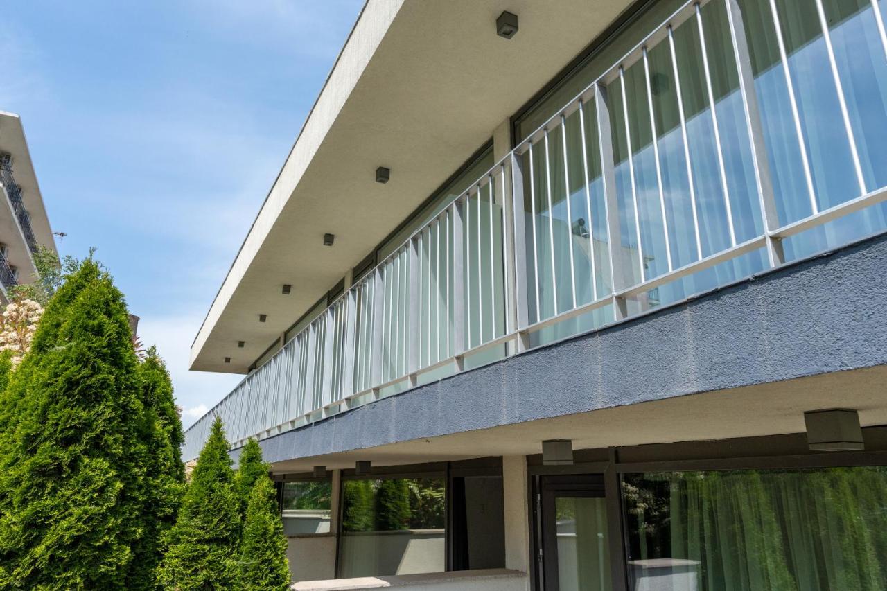 Appartement Aifen - Complet Utilate, Cu Gradina Proprie, Pentru Familii, La 2 Pasi De Plaja
